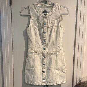 Le Lis Cream Sleeveless Button-Front Mini Dress